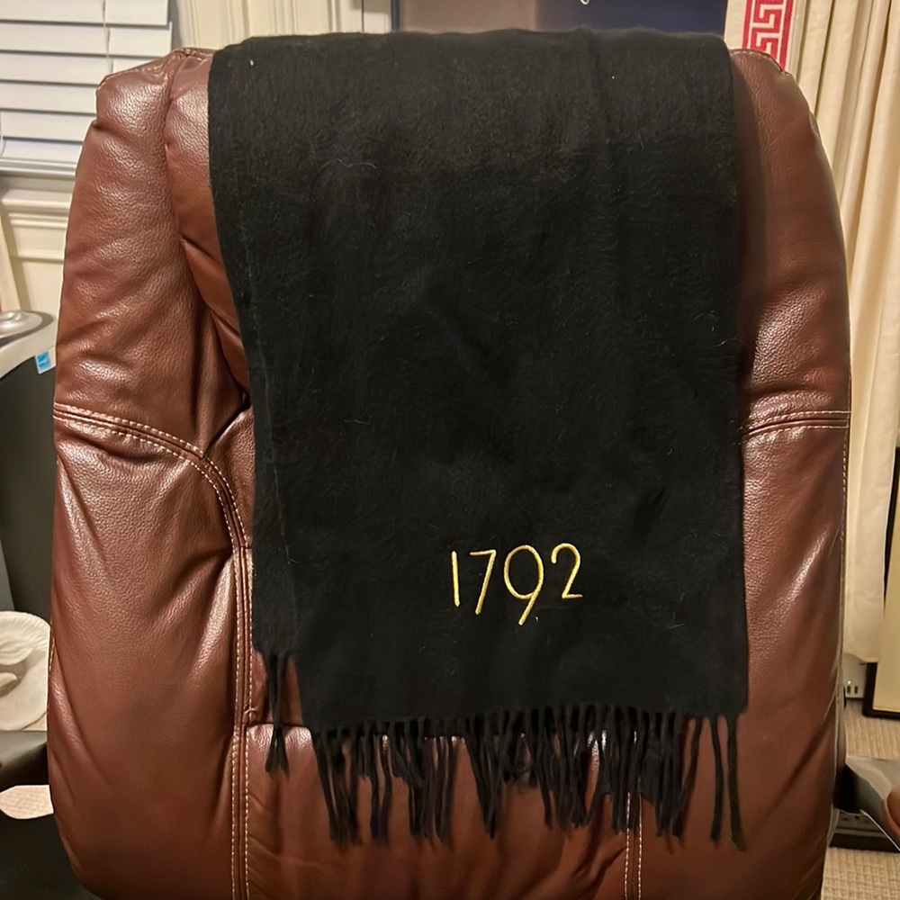 1972 Bourbon Mens Scarf